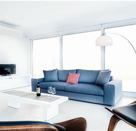 4 bedroom villa with infinity pool and sea view in Perithia, Corfu, sleeps 9